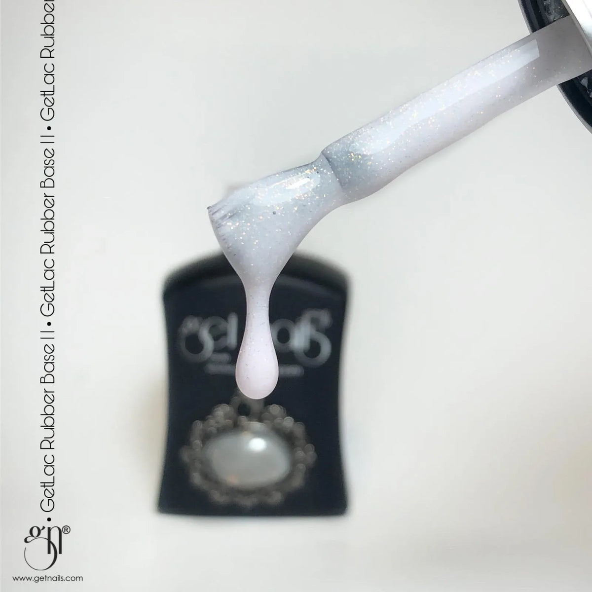 Rubber Base 11 Pretty Milky | Base pour ongles