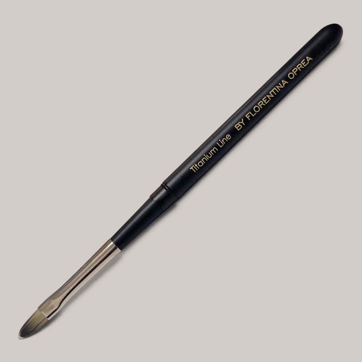 Titanium Gel Brush Oval 6