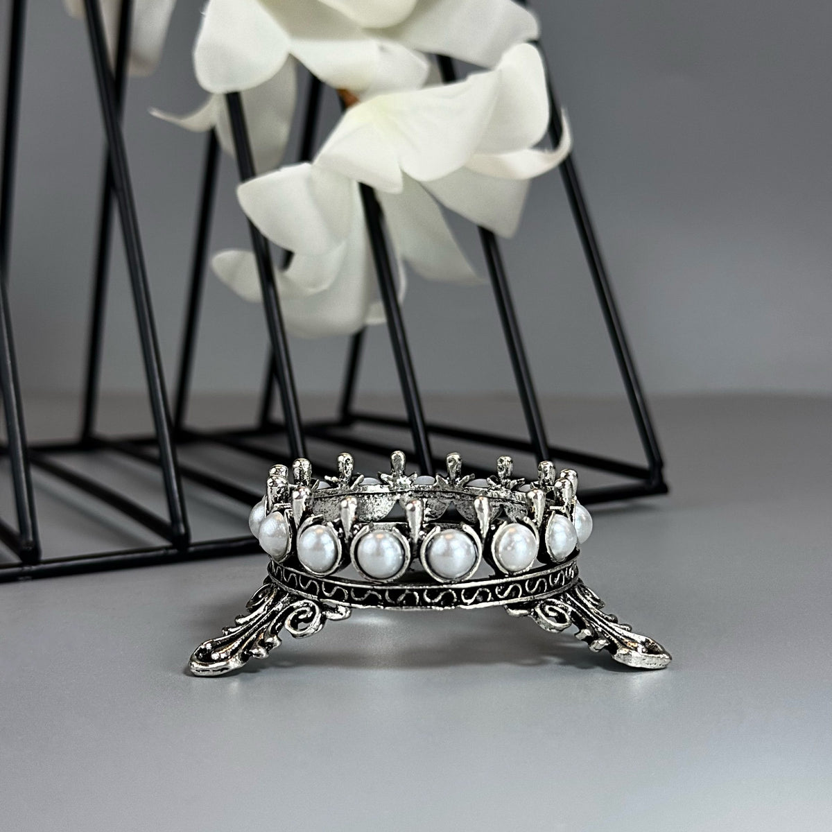 Brush Stand Vintage Silver GN