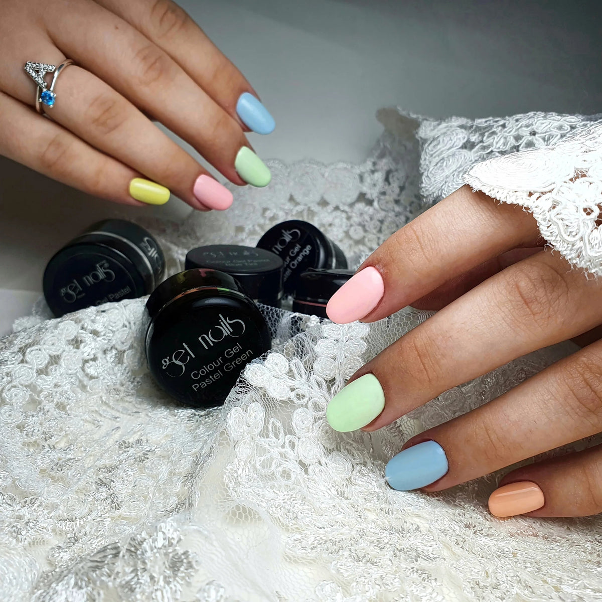 Gel Couleur Pastel Jaune Iris | Gel Coloré pour Ongles UV/LED