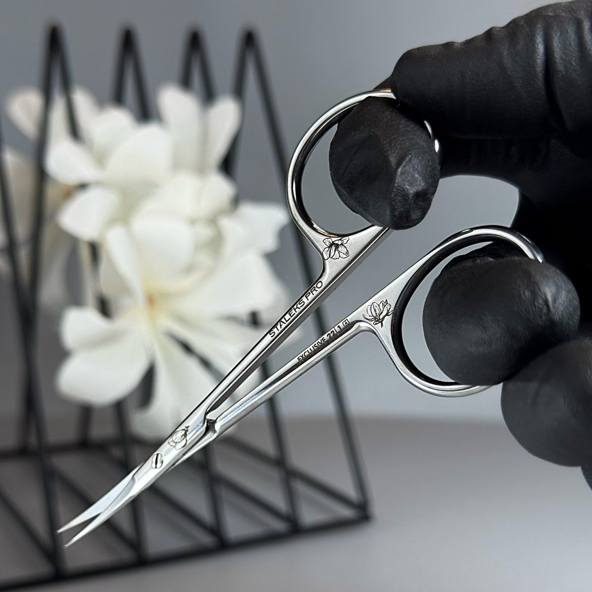 Cuticle Scissors Staleks Exclusive Magnolia