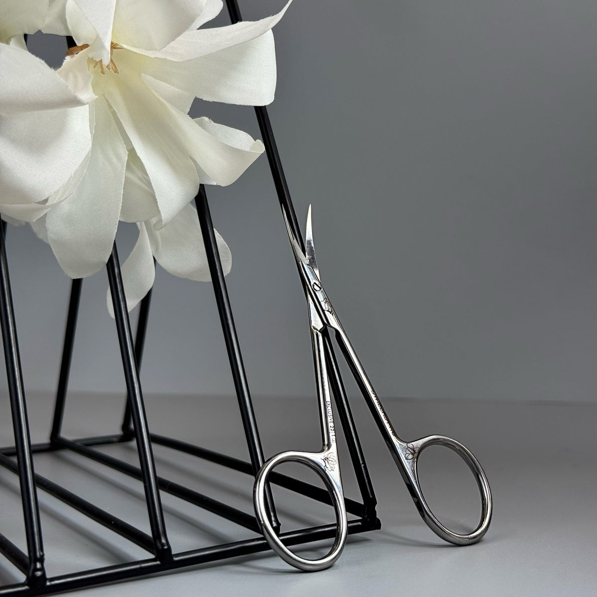 Staleks Exclusive Magnolia Cuticle Scissors