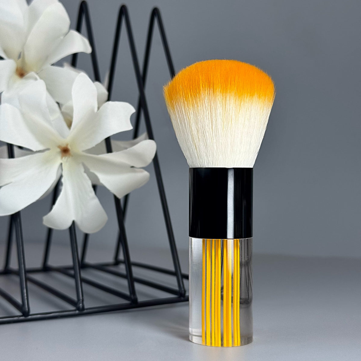 Dust Brush Clear Orange GN