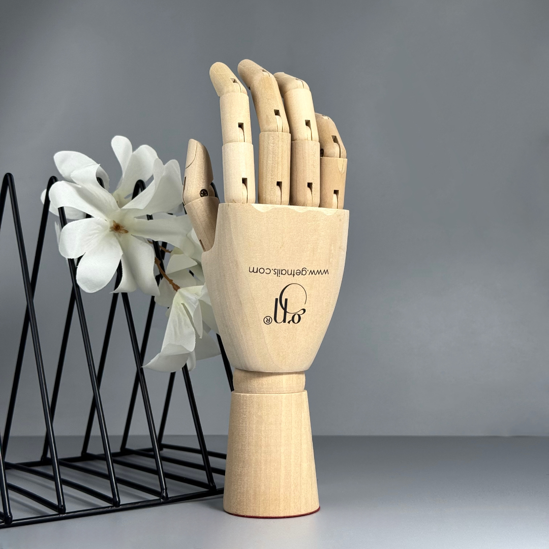Model Wooden Hand GN