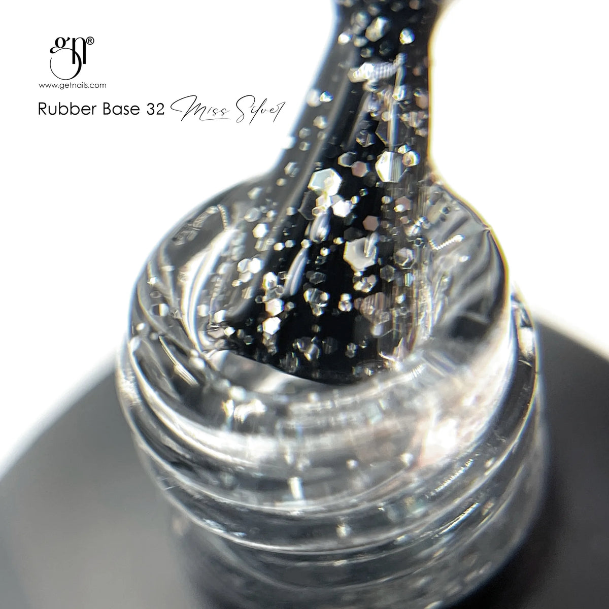 Rubber Base 32 Miss Silver